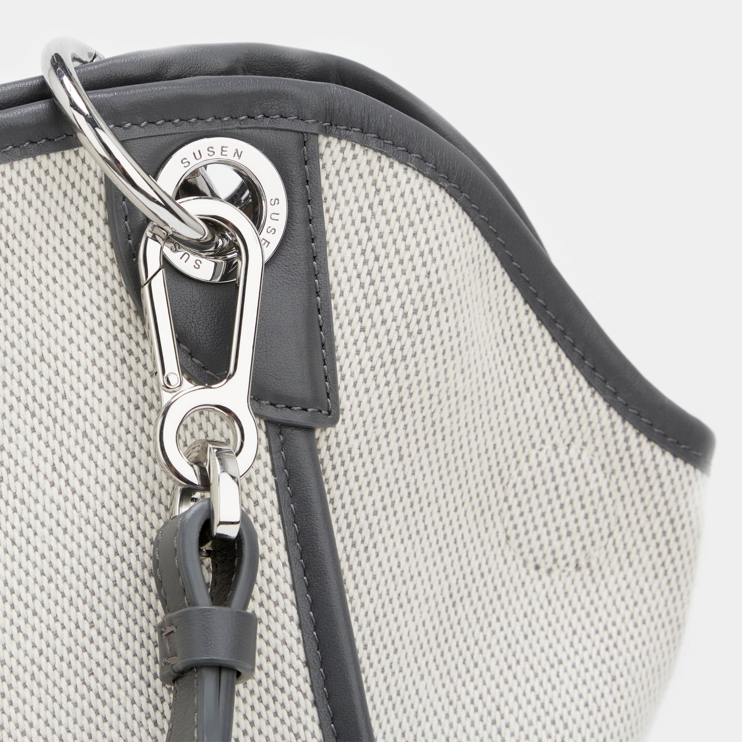 Garden Canvas Tramp Bag - Grey